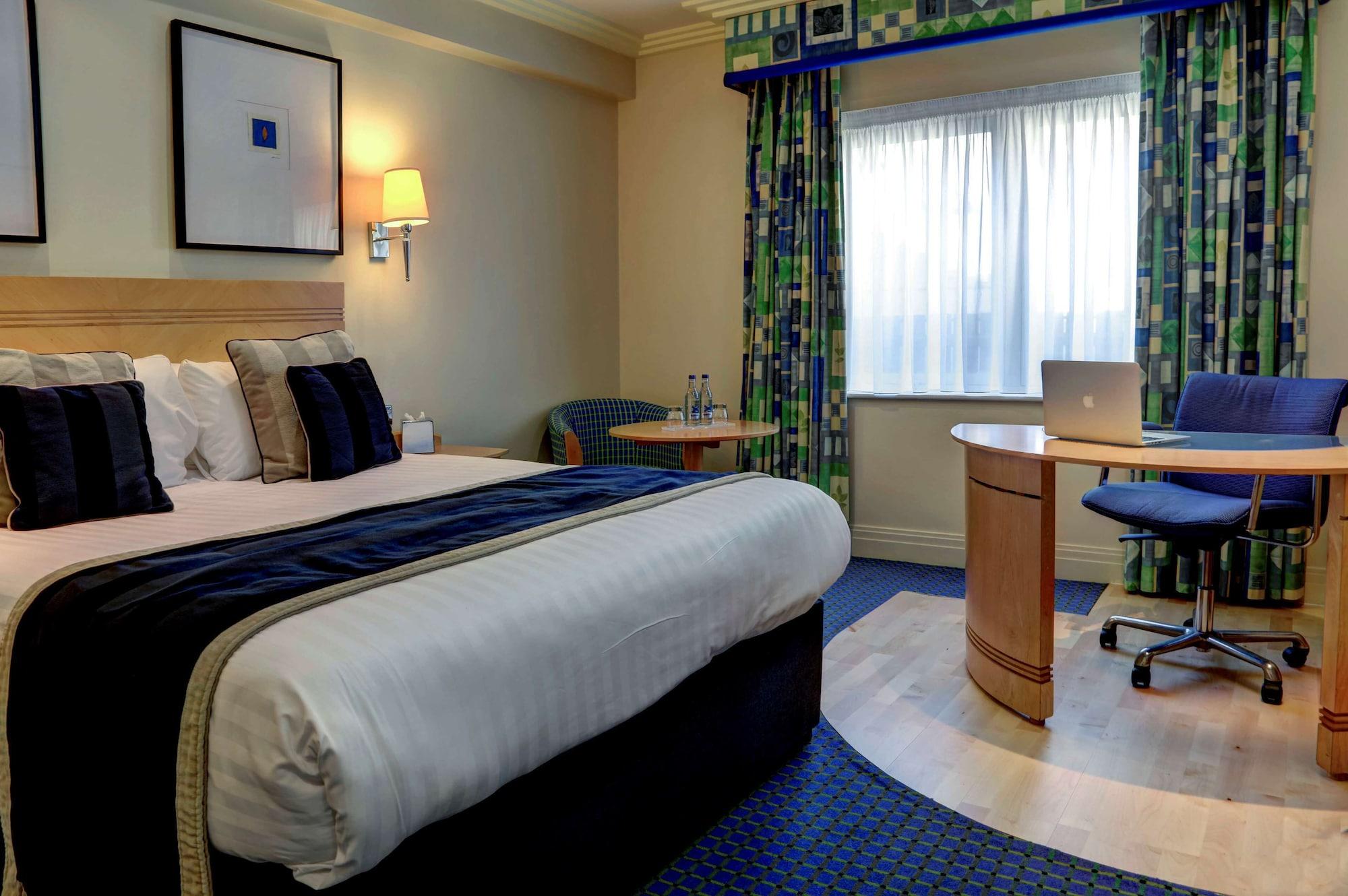 The Bull Hotel; Sure Hotel Collection By Best Western 피터버러 외부 사진