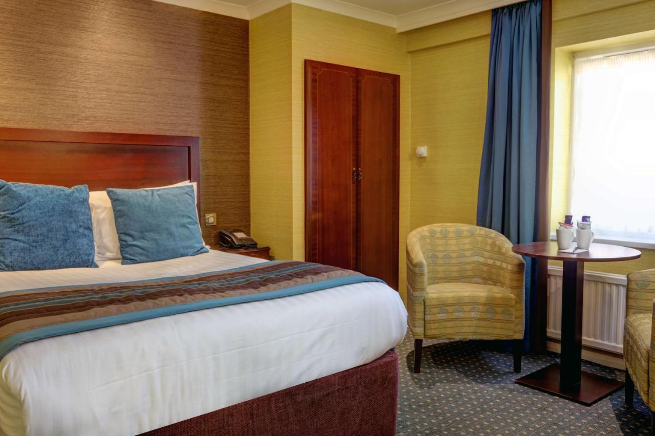 The Bull Hotel; Sure Hotel Collection By Best Western 피터버러 외부 사진
